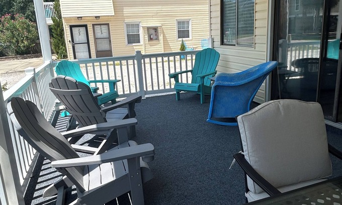 Surfside Beach Condo | Newly renovated condo - 1 block from beach, first floor and pet friendly
