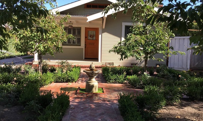Junior College Neighborhood Association Cottage | Newly renovated Wine Country Historic Cottage
