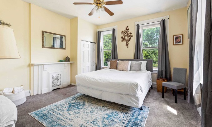 Corryville Apartment | Next to U of Cinn. & Downtown! The Hilton House