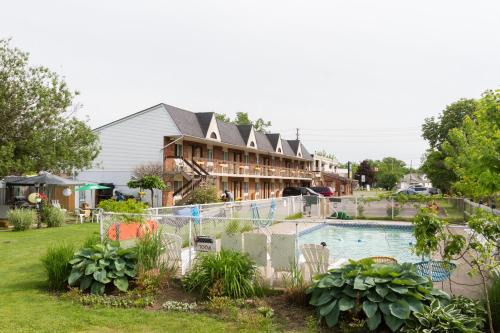 Chippawa Hotel | Niagara Falls Motor Lodge