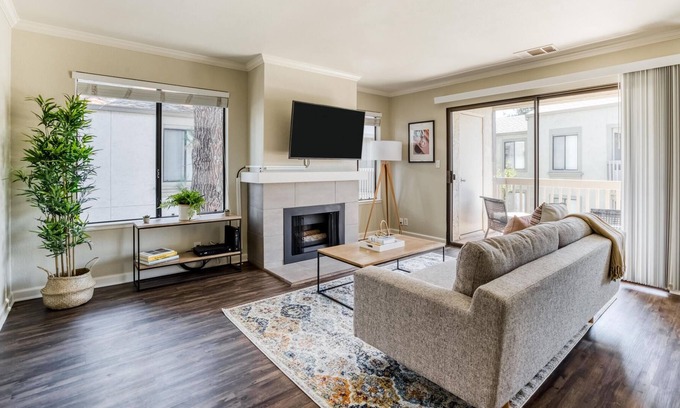 Walnut Creek Apartment | Nice 1BR in Walnut Creek, Parking + Pet-Friendly
