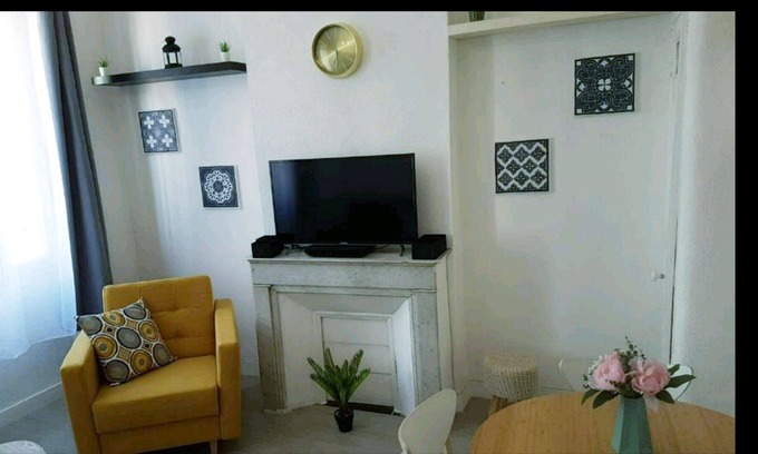Baille Apartment | Nice 2 rooms bd Baille 13005