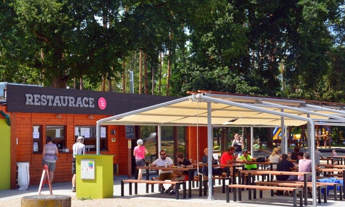 Hradec Kralove House | Nice apartment in villa for 12 people with WIFI, TV, patio and pets allowed
