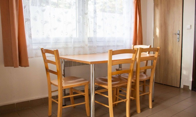 Hradec Kralove House | Nice apartment in villa for 12 people with WIFI, TV, patio, pets allowed and parking