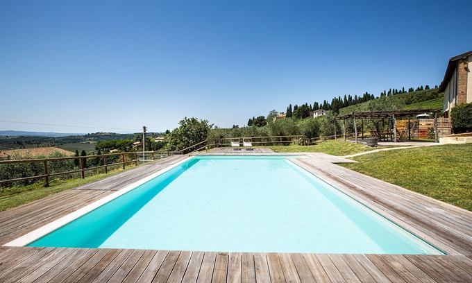 Poggibonsi Apartment | Nice apartment for 4 guests with pool, A/C, WIFI and TV, close to San Gimignano