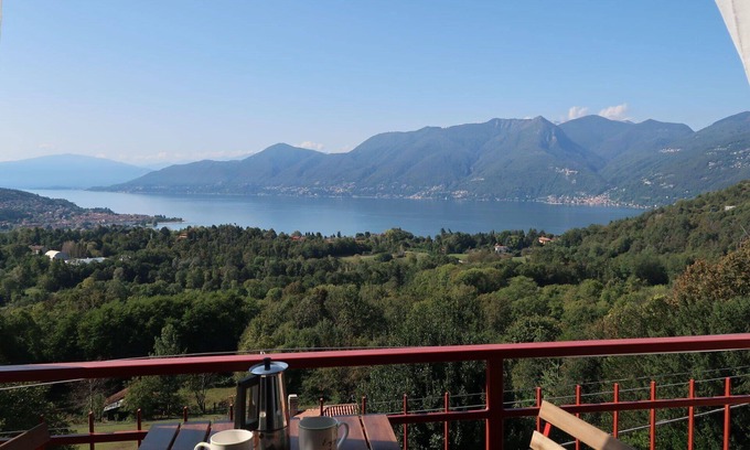 Luino Apartment | Nice apartment for 6 guests with WIFI, TV and terrace