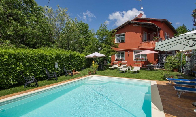 Marliana Apartment | Nice apartment for 8 guests with pool, WIFI, TV, terrace, pets allowed and parking