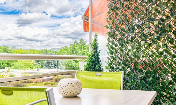 Est Apartment | Nice apartment for 2 people with TV, balcony and parking