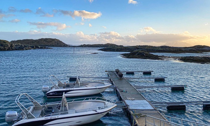 Offersøy Apartment | Nice apartment in Offersøy with sauna