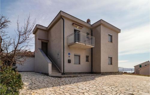 Cesarica Apartment | Nice Apartment In Ribarica - Karlobag