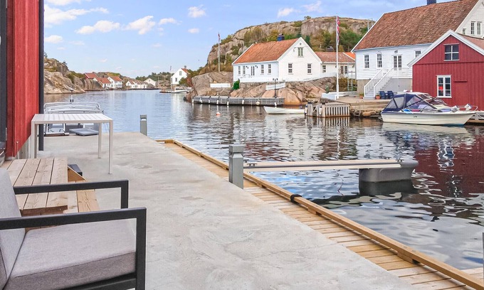 Sogne Apartment | Nice apartment in Søgne with WiFi