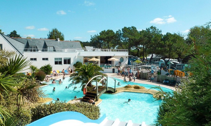 Penestin House | Nice apartment in villa for 4 people with WIFI, pool, TV, terrace and pets allowed