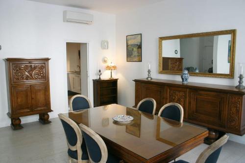 Carabacel Apartment | Nice centre- Superbe 100m2 - 10 mn à pied de la mer !