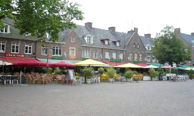 Municipality of Wageningen Ski Chalet | Nice chalet only 3.5 km to Wageningen