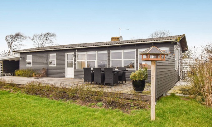 Næs House | Nice home in Assens with house sea view