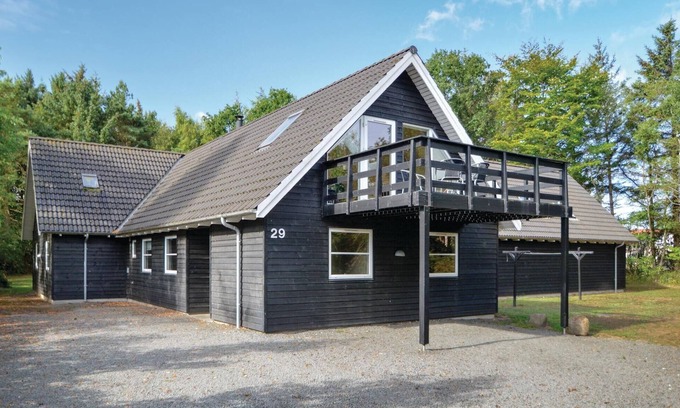 Ho House | Nice home in Blåvand with sauna