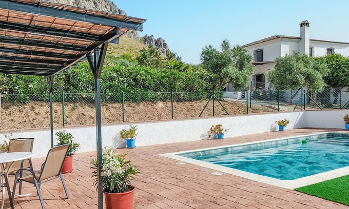 Canete la Real House | Nice home in Cañete la Real