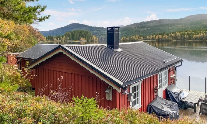 Verran House | Nice home in Follafoss with lake view