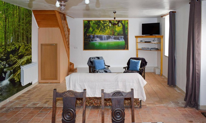 Channay-sur-Lathan House | Nice home in Channay-sur-Lathan