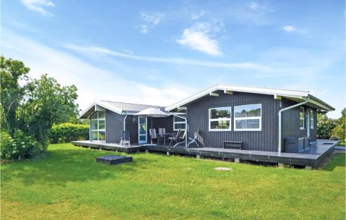 Bønnerup Strand House | Nice Home In Glesborg With Kitchen