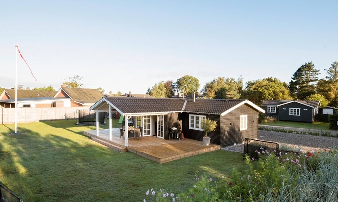 Oster Hurup House | Nice home in Hadsund with WiFi