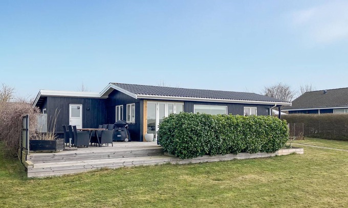 Karrebksminde House | Nice home in Karrebæksminde with WiFi
