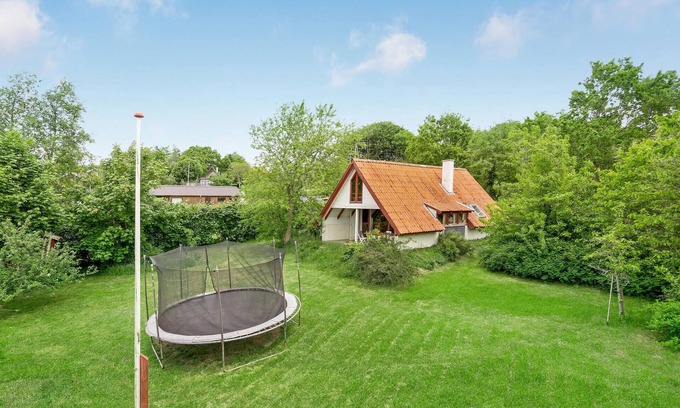 Logstrup House | Nice home in Løgstrup with WiFi