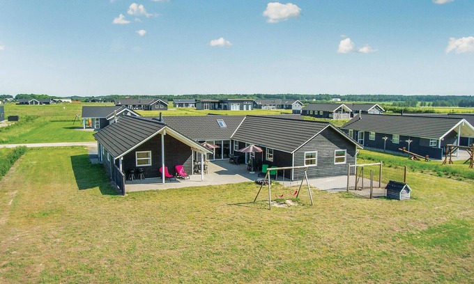Nr. Lyngby House | Nice home in Løkken with sauna