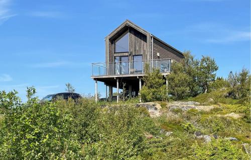 Bjugn House | Nice Home In Lysøysundet With Wifi