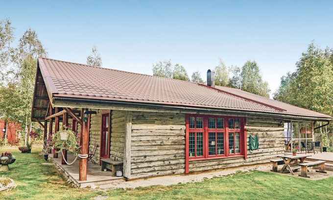 Mellerud O House | Nice home in Mellerud with sauna
