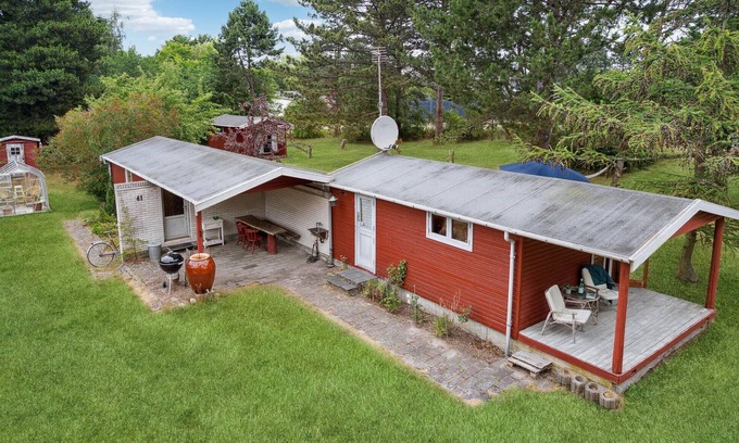 Klint House | Nice home in Nykøbing Sj with WiFi