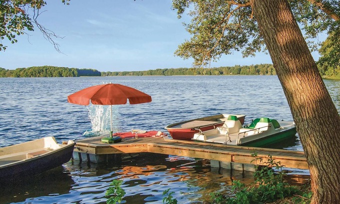 Pinnow House | Nice home in Pinnow with WiFi