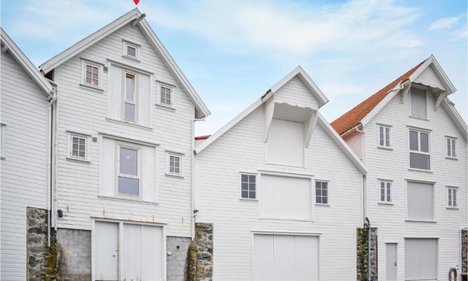 Sandve House | Nice Home In Sandve With House Sea View