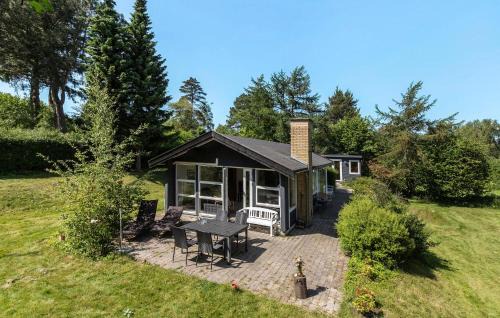 Vejby House | Nice Home In Vejby With Kitchen