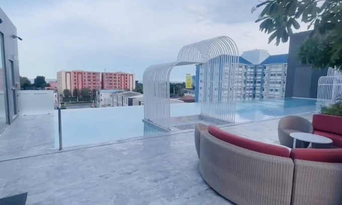 Nong Kae Apartment | Nice Studio with pool near from the beach