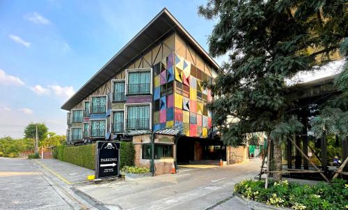 Muang Hotel | Nights in A Box