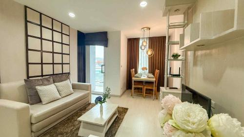 Huay Kaew Apartment | Nimman Condo,Mountain View