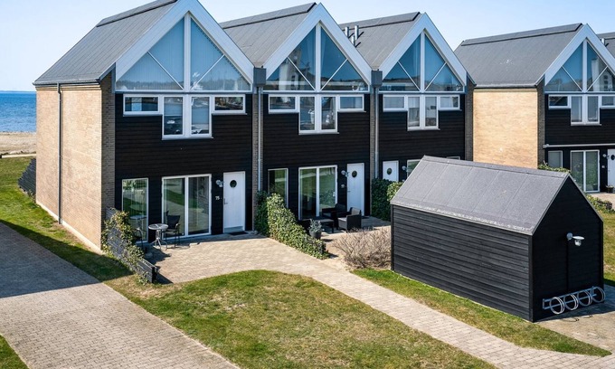 Assens Apartment | "Ninne" - 50m from the sea by Interhome