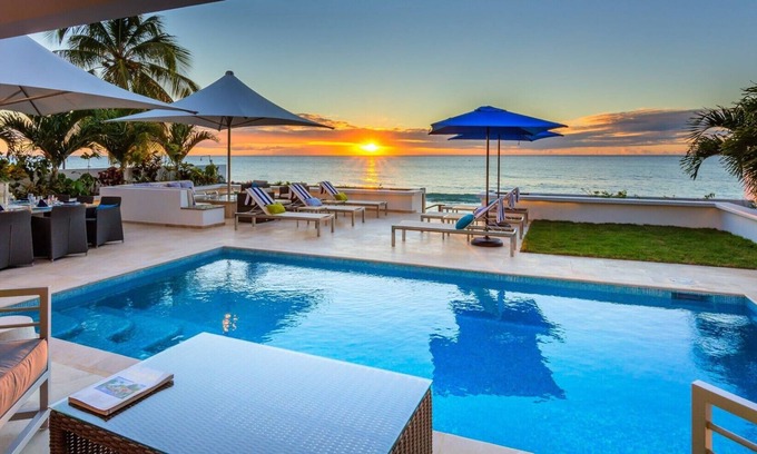 Fitts Village Villa | Nirvana - Amazing 5 bedroom beachfront villa. Steps from the white sandy beach. Great Offers !!