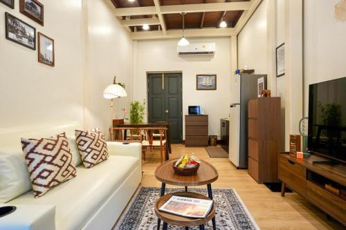 Chakkrawat Villa | Nivas Wanit 3BR 1SFB Yaowarat MRT EntireHome 85SQM