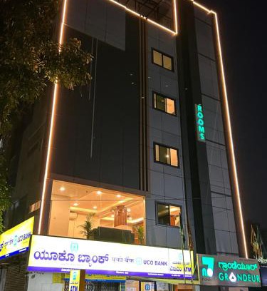 Vijaya Nagar Hotel | NO 7 Grandeur Hotel