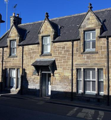 Glenmorangie Bed & Breakfast | No. Ten Guesthouse