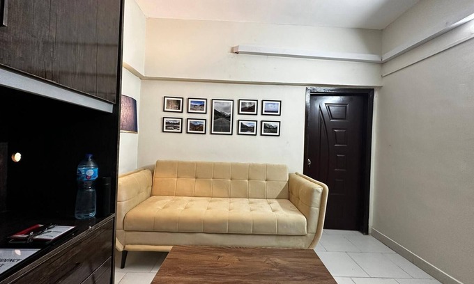 Karachi Apartment | No Unmarried Couple- 1-bed Apartment in North Kara