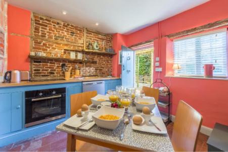 Thornham House | No33 THORNHAM BOUTIQUE COTTAGE 3