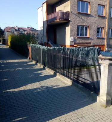 Jaslo House | Noclegi Grota