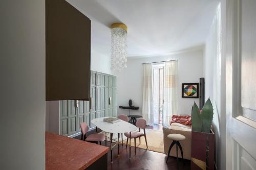 Zona Padova Apartment | NoLo Eleganza con balcone e design