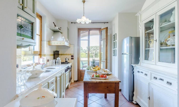 Lucca Villa | Nonna Bianca Farmhouse