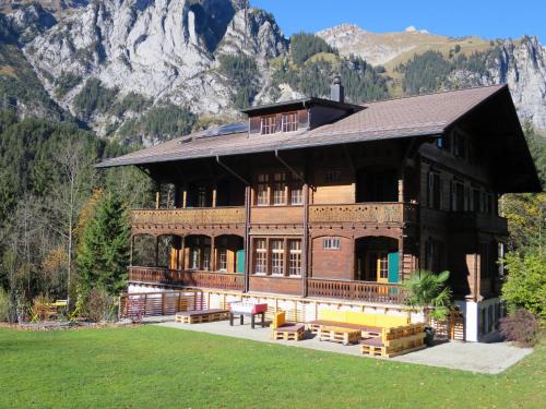 Kandersteg Cabin | Nordic Arena House