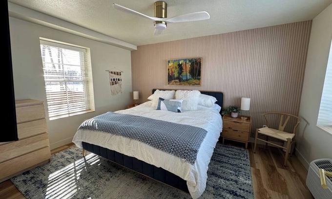 Center City House | Nordic Harbor | Room 6 | Silver Birch - Suite