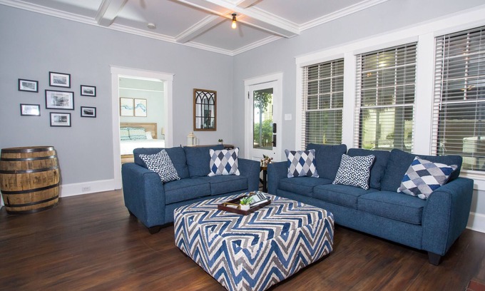 Downtown House | North Hill Hideaway/Newly Updated Home Downtown